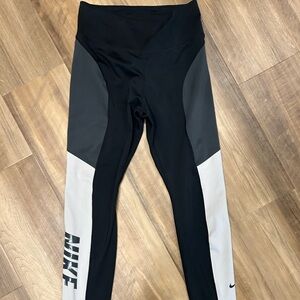 Women’s Nike Full Length Leggings
